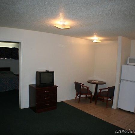 Stay Plus Extended Stay Suites Auburn Interior photo